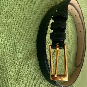 Elegant Navy Blue Leather 5/8” Belt with Gold Buckle
Leather 35” l. M XC